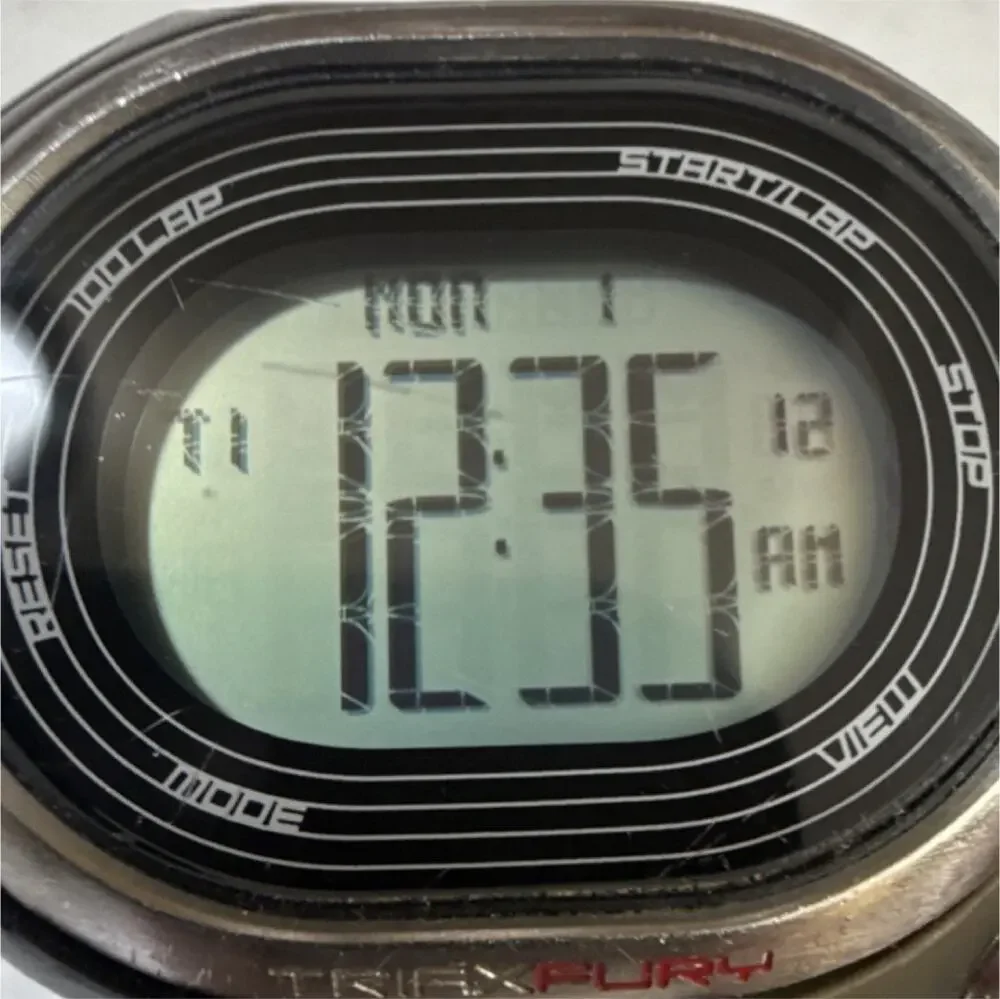 RARE VINTAGE NIKE TRIAX FURY 100 LAP BLACK AND GREY SPORTSWATCH NEW BATTERY(B19)
